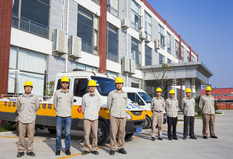 電力搶修、應急服務隊，是企業(yè)電力運營、保駕護航的先鋒隊